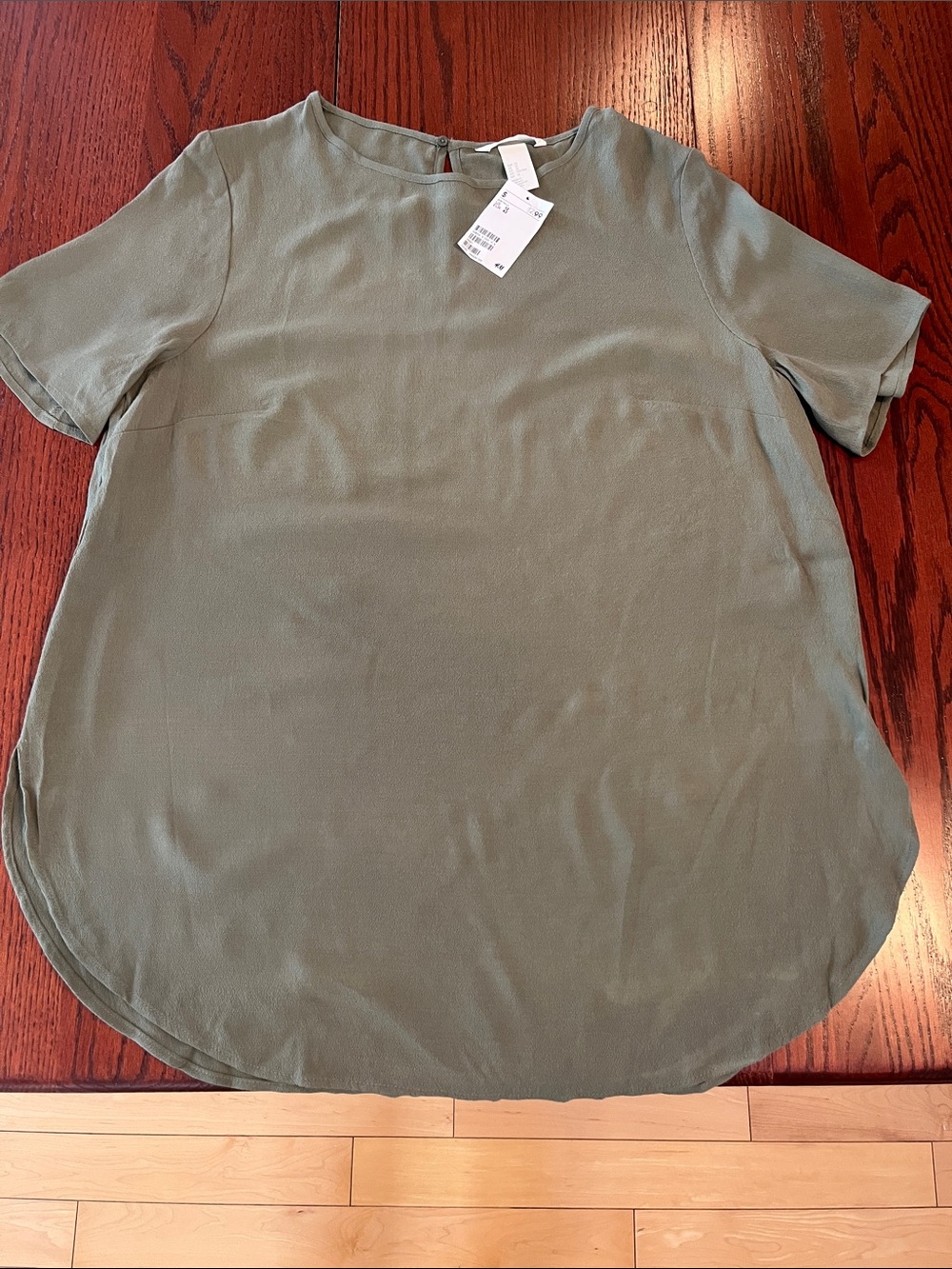 H&M Olive Green Short Sleeve Tunic Top